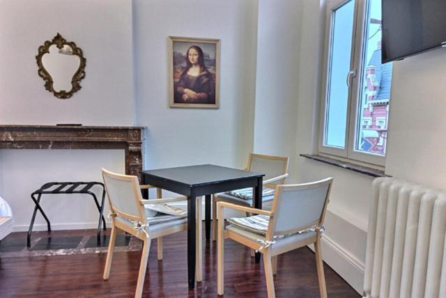 Les Appartements Fenelon Le Cateau-Cambresis Exterior photo
